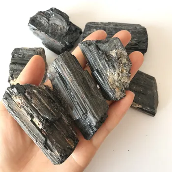 100 g / paket Doğal Siyah Turmalin Kristal Taş Koleksiyon Kaba Kaya mineral örneği şifa taşı Ev Dekor