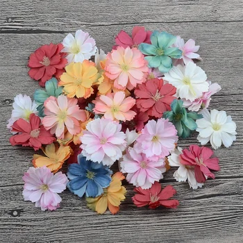 500 adet Mini Yapay İpek Papatya çiçek başları 4cm Düğün Parti Dekorasyon İşi DIY Garland Aksesuarları Sahte Çiçekler