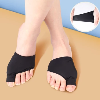2 adet / çift Gelişmiş Ayak Halluks Valgus Parantez Ayak Başparmağı Ortopedik Ağrı kesici Kemik Başparmak Kol Bunyon Düzeltici Çorap Ayırıcı