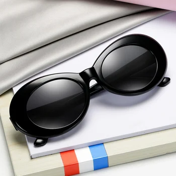 Vintage Oval Güneş Gözlüğü Erkek Kadın Marka Tasarımcısı Beyaz Siyah güneş gözlüğü Retro Moda Plastik Büyük Çerçeve Yuvarlak Oculos De Sol