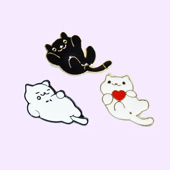 Sevimli Hayvanlar Emaye Pin Siyah Beyaz Kediler Broş Çanta Elbise Yaka Pin Sasha Away Rozeti Karikatür Takı Hediye İçin erkek ve kız