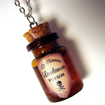 Laudanum Zehir Cam Şişe Mantar Kolye Etiket ile Eski Vintage Antik Tıbbi Eczacı İksir Flakon Charm
