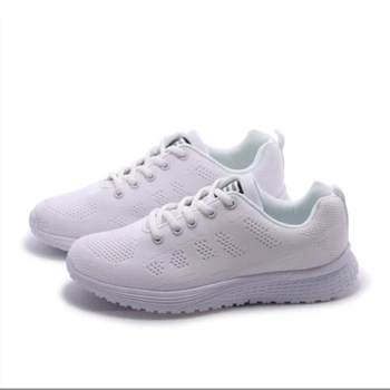 Kadın rahat ayakkabılar Moda Nefes Yürüyüş Örgü düz ayakkabı Sneakers Kadınlar 2022 Spor vulkanize ayakkabı Beyaz Kadın Ayakkabı